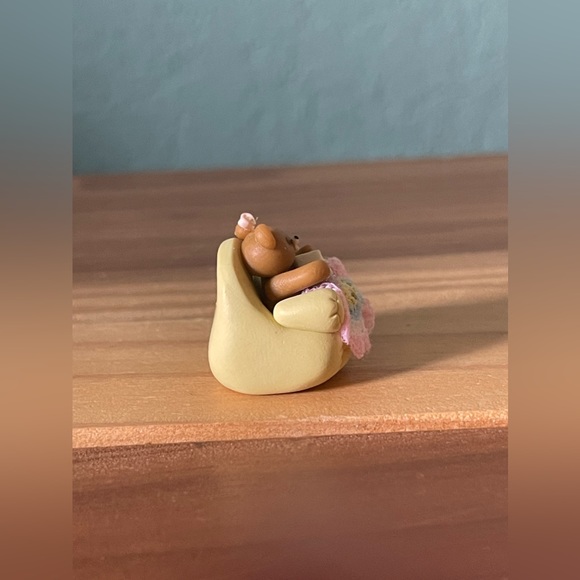 Hand Made Miniature Reading Bear 1” Vintage - Picture 4 of 7